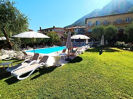 Villa Isabella Hotel & Residence