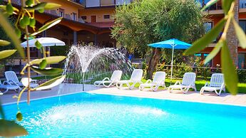 Villa Isabella Hotel & Residence