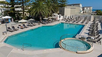 Vantaris Luxury Beach Resort