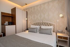 Vantaris Luxury Beach Resort