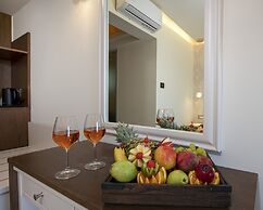 Vantaris Luxury Beach Resort