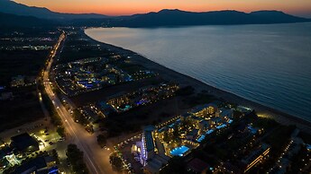 Vantaris Luxury Beach Resort