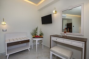 Vantaris Luxury Beach Resort