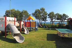 Vantaris Luxury Beach Resort