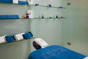 Vantaris Luxury Beach Resort