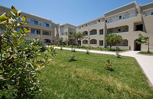 Vantaris Luxury Beach Resort