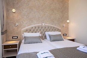 Vantaris Luxury Beach Resort