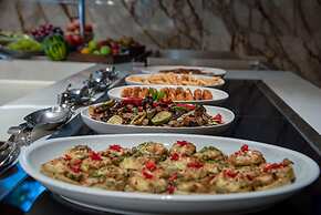 Vantaris Luxury Beach Resort