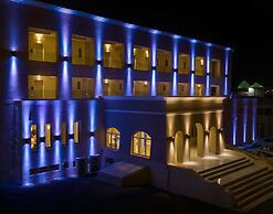 Vantaris Luxury Beach Resort