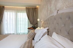 Vantaris Luxury Beach Resort