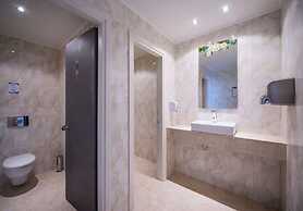 Vantaris Luxury Beach Resort