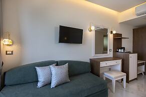 Vantaris Luxury Beach Resort