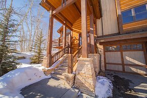 Keystone Sanctuary 248 by SummitCove Vacation Lodging