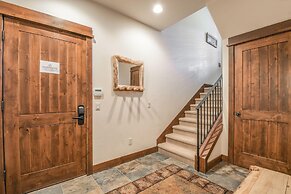 Keystone Sanctuary 248 by SummitCove Vacation Lodging