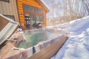 Keystone Sanctuary 248 by SummitCove Vacation Lodging