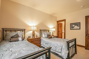 Keystone Sanctuary 248 by SummitCove Vacation Lodging