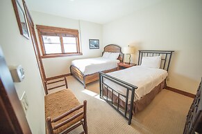 Keystone Sanctuary 248 by SummitCove Vacation Lodging