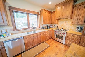 Keystone Sanctuary 248 by SummitCove Vacation Lodging