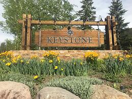 Keystone Sanctuary 248 by SummitCove Vacation Lodging