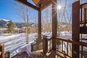 Keystone Sanctuary 248 by SummitCove Vacation Lodging
