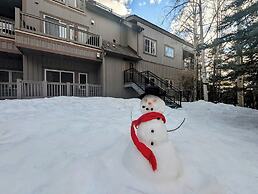 Expedition Station 8607 by SummitCove Vacation Lodging