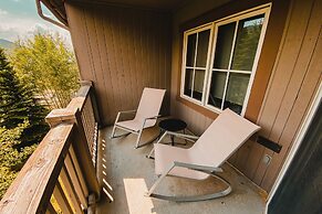 Expedition Station 8607 by SummitCove Vacation Lodging