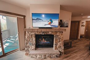 Expedition Station 8607 by SummitCove Vacation Lodging