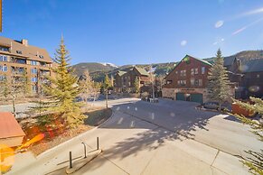 Expedition Station 8561 by SummitCove Vacation Lodging