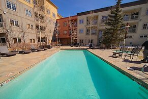 Expedition Station 8561 by SummitCove Vacation Lodging