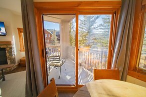 Expedition Station 8561 by SummitCove Vacation Lodging