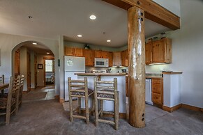 Trappers Crossing 8753