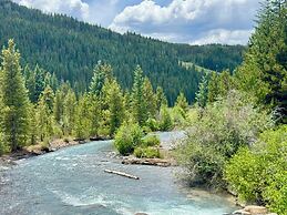 Trappers Crossing 8753