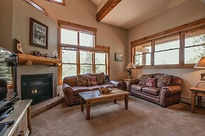 Trappers Crossing 8753