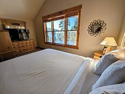 Trappers Crossing 8753