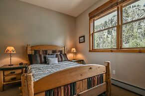 Trappers Crossing 8753