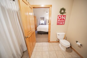 Buffalo Lodge 8411 by SummitCove Vacation Lodging