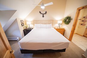 Buffalo Lodge 8411 by SummitCove Vacation Lodging