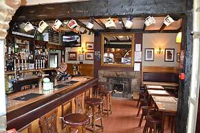Oak Tree Inn