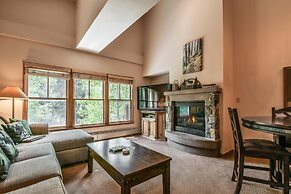 Jack Pine 8008 by SummitCove Vacation Lodging