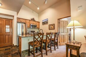 Jack Pine 8008 by SummitCove Vacation Lodging