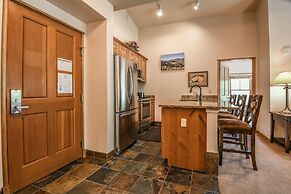 Jack Pine 8008 by SummitCove Vacation Lodging