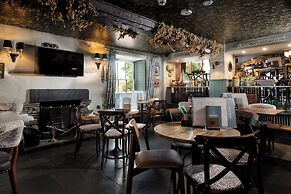 Wateredge Inn- The Inn Collection group