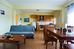 Spacious house with seaview