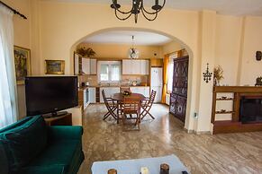 Spacious house with seaview