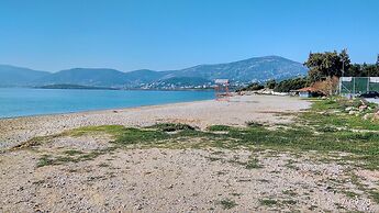 George Apartments by the Sea and Airport