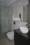 Hotel Triund Heights