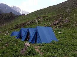 Hotel Triund Heights