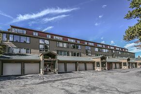 Montezuma 1771 by SummitCove Vacation Lodging