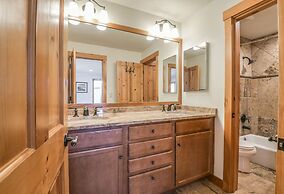 Montezuma 1771 by SummitCove Vacation Lodging