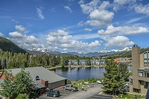 Montezuma 1771 by SummitCove Vacation Lodging